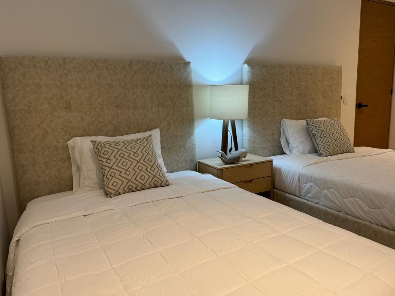 WhatsApp Image 2025-12-04 at 5.01.58 PM (2)